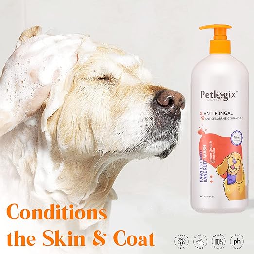 Petlogix Natural Pawfect Anti Dandruff Wash, Anti Bacterial & Fungal Pet Wash Shampoo For Dog & Cat Enriched With Aloevera, Oatmeal & Chamomile Mineral Oil, Sls & Paraben Free (1 Liters)